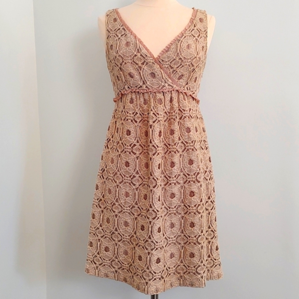 Suzi Chin Maggy Boutique Beige-Clay Stretch Lace Empire Waist Dress/Size 8